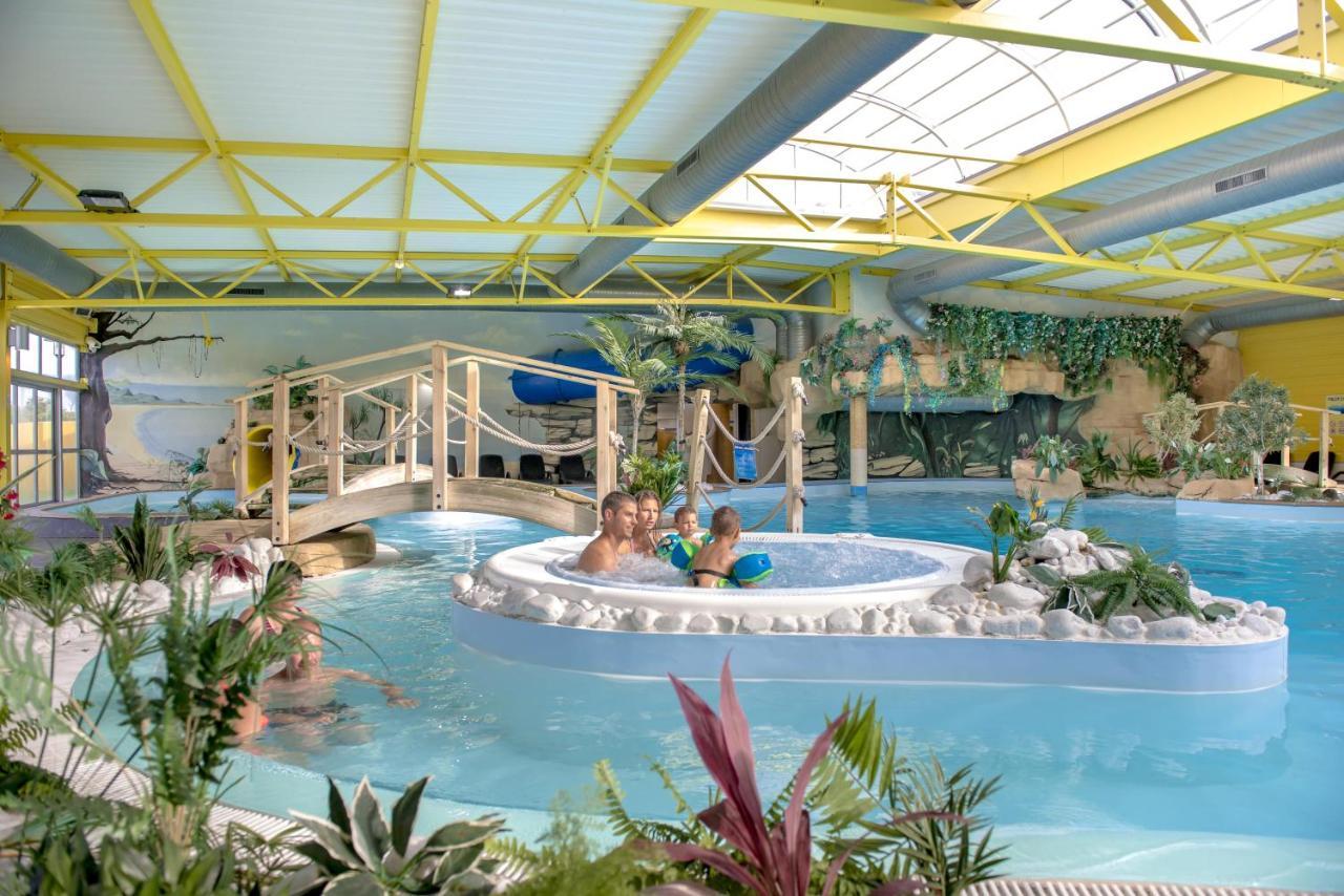 Готель Camping Sunissim Le Bel Air 5 Stars By Locatour Ле-Сабль-д'Олонн Екстер'єр фото